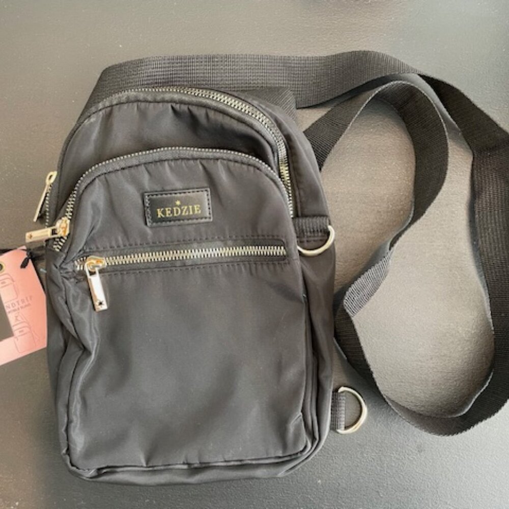 Kedzie Convertible Sling